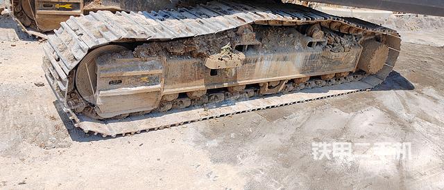 单侧履带整体（整机外观）