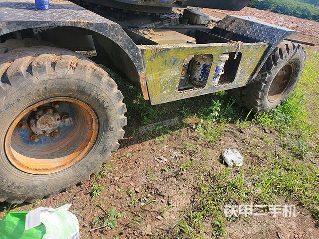 单侧履带整体（整机外观）