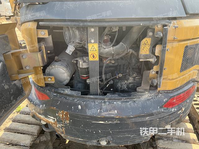 发动机整体俯视（整机外观）