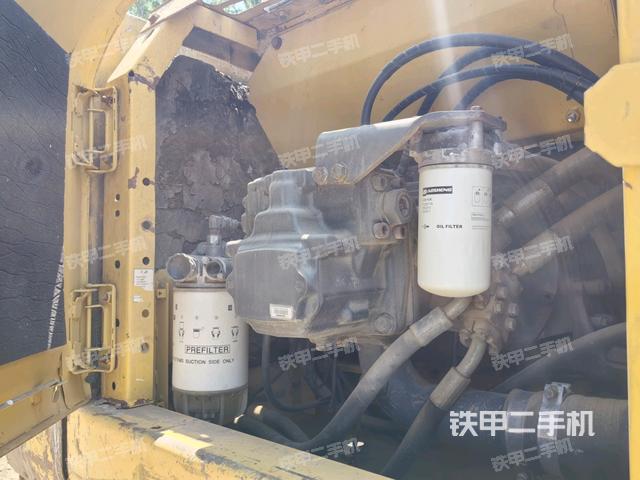 液压泵斜45 左（大件舱室）