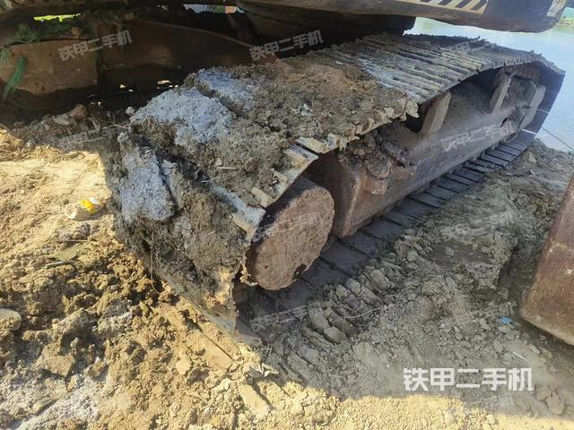 单侧履带整体（整机外观）