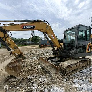 青岛雷沃重工FR65E挖掘机实拍图片