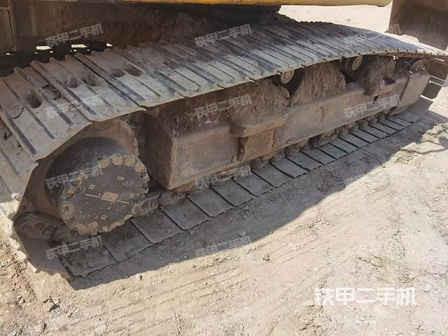 右侧履带整体（行走机构）