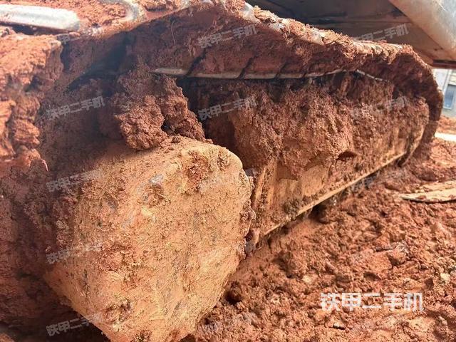 单侧履带整体（整机外观）