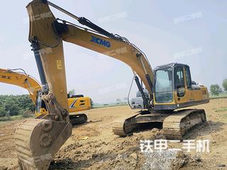 苏州徐工XE215D挖掘机实拍图片