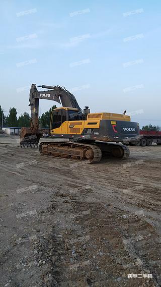 乌海沃尔沃EC480DL挖掘机实拍图片