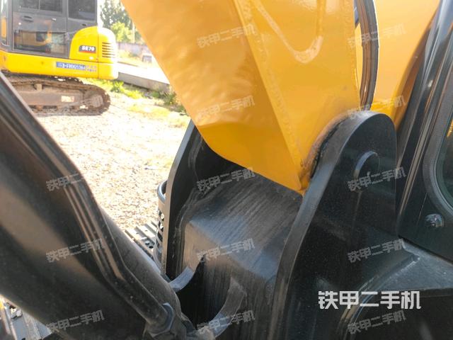 大臂根部?斜(工作和回轉(zhuǎn)裝置) 大臂根部?斜(工作和回轉(zhuǎn)裝置)