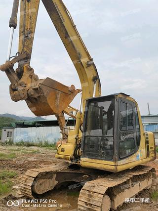 菏泽小松PC120-6E挖掘机实拍图片
