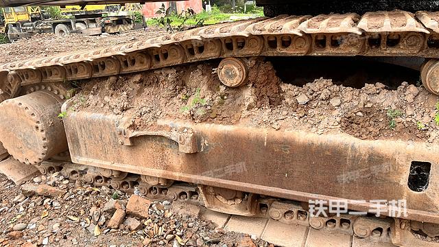 單側(cè)履帶整體（整機(jī)外觀）