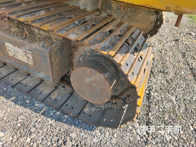 左驅(qū)動(dòng)輪（行走機(jī)構(gòu)）