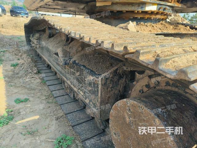 单侧履带整体（整机外观）