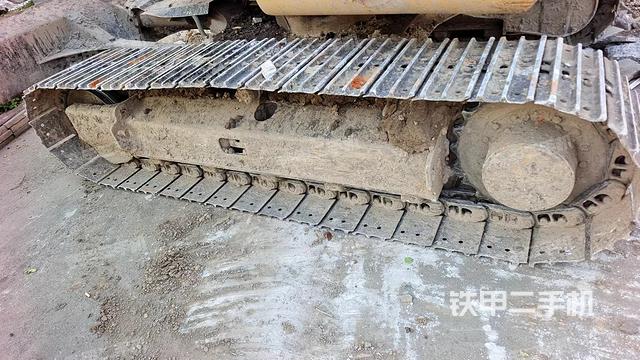 单侧履带整体（整机外观）