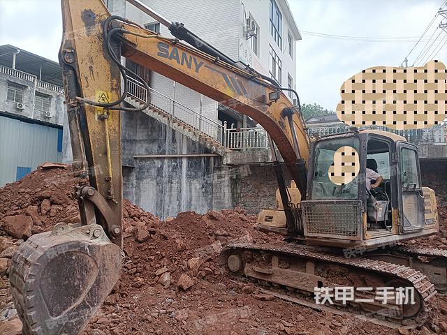 三一重工SY155C挖掘机