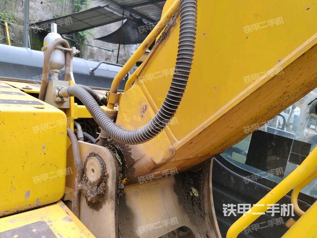 大臂根部 斜视（工作和回转装置）