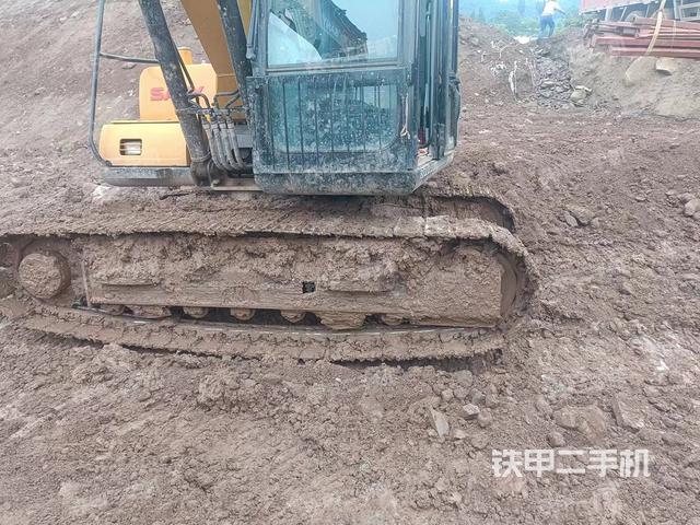 三一重工SY135C挖掘机