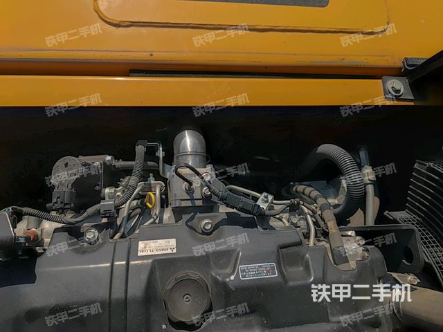 氣門室蓋螺絲特寫（上車部件）