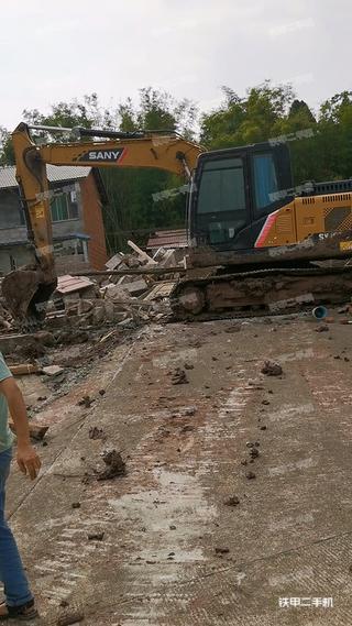 四川-内江市二手三一重工SY135C挖掘机实拍照片