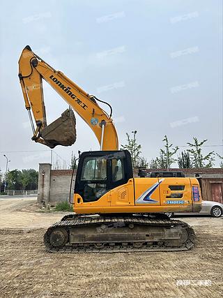 上海龙工LG6225E挖掘机实拍图片