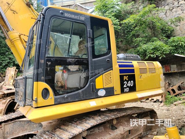 驾驶室左前45度（驾驶室部分）