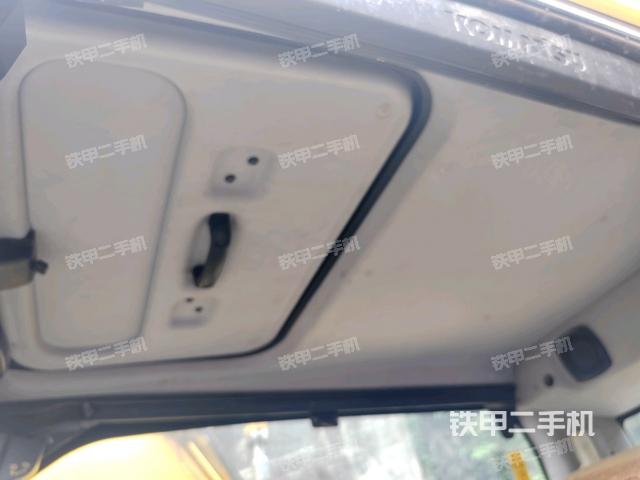 座椅后部（驾驶室部分）