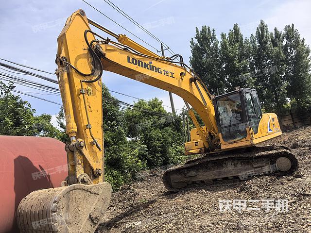 龙工LG6230E挖掘机