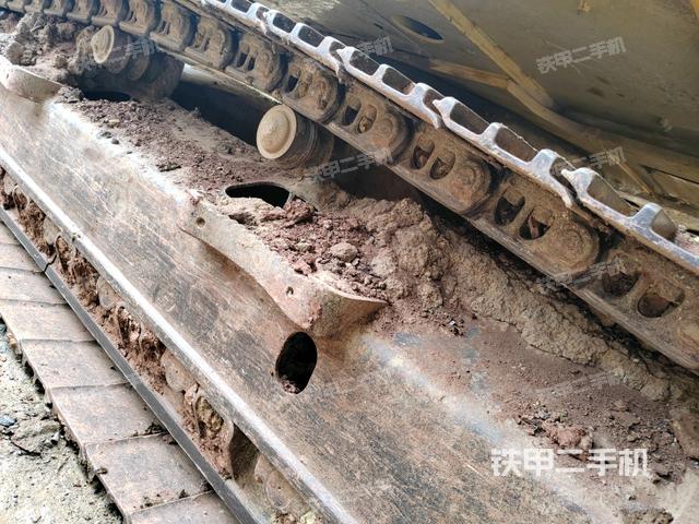 右侧行走马达盖板（行走机构）