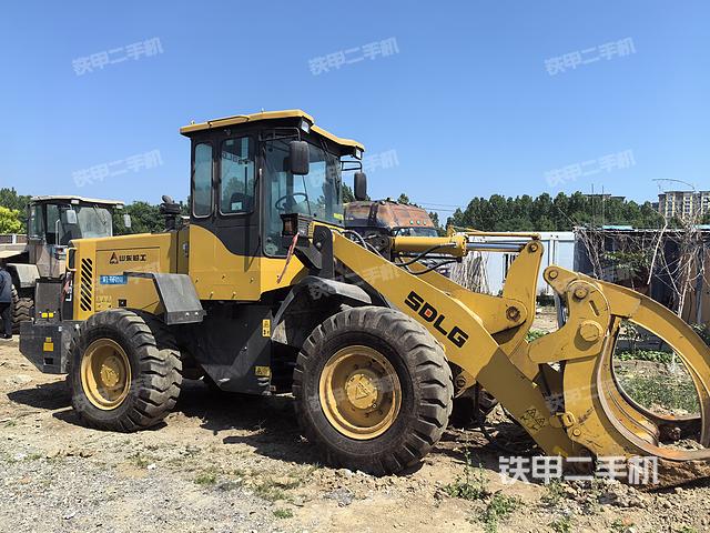 工作装置整体（整机外观及大件）