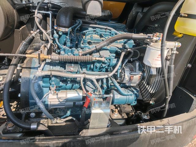 發(fā)動機室(上車部件) 發(fā)動機室(上車部件)