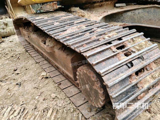 右侧履带整体（行走机构）