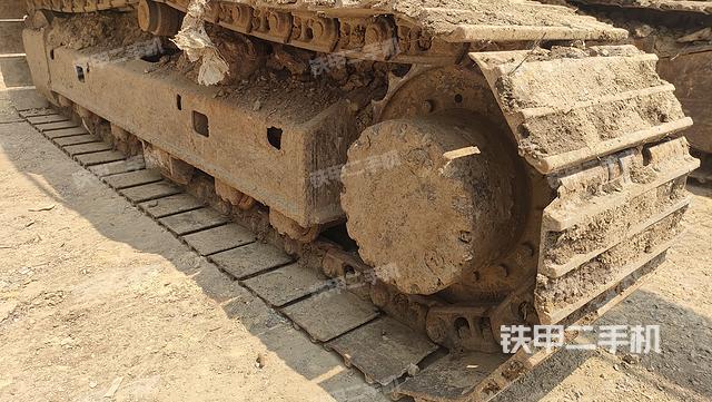 单侧履带整体（整机外观）