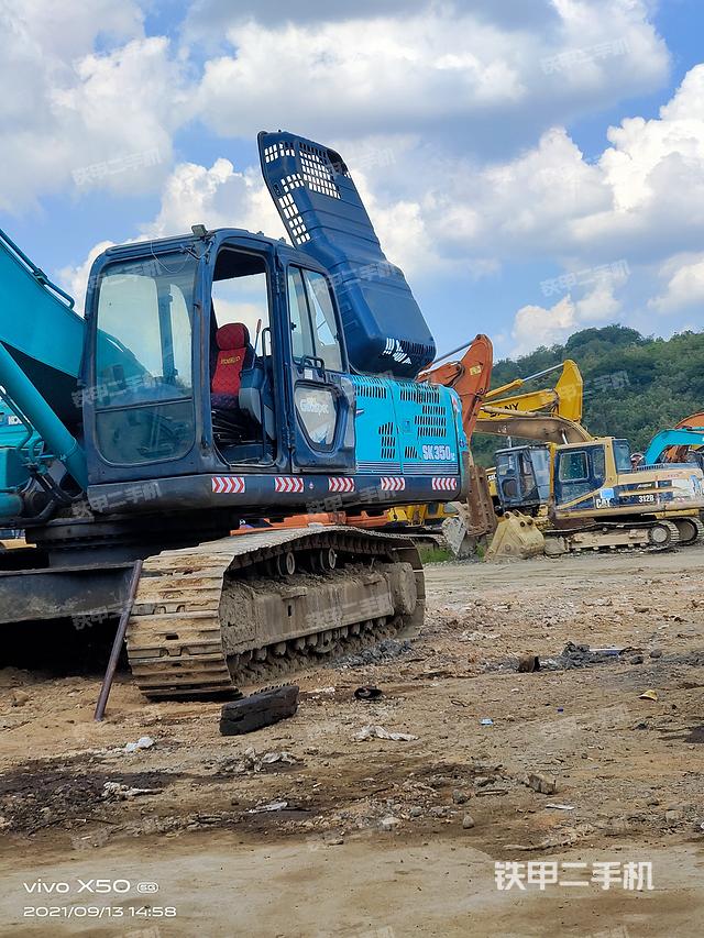 驾驶室整体（整机外观）