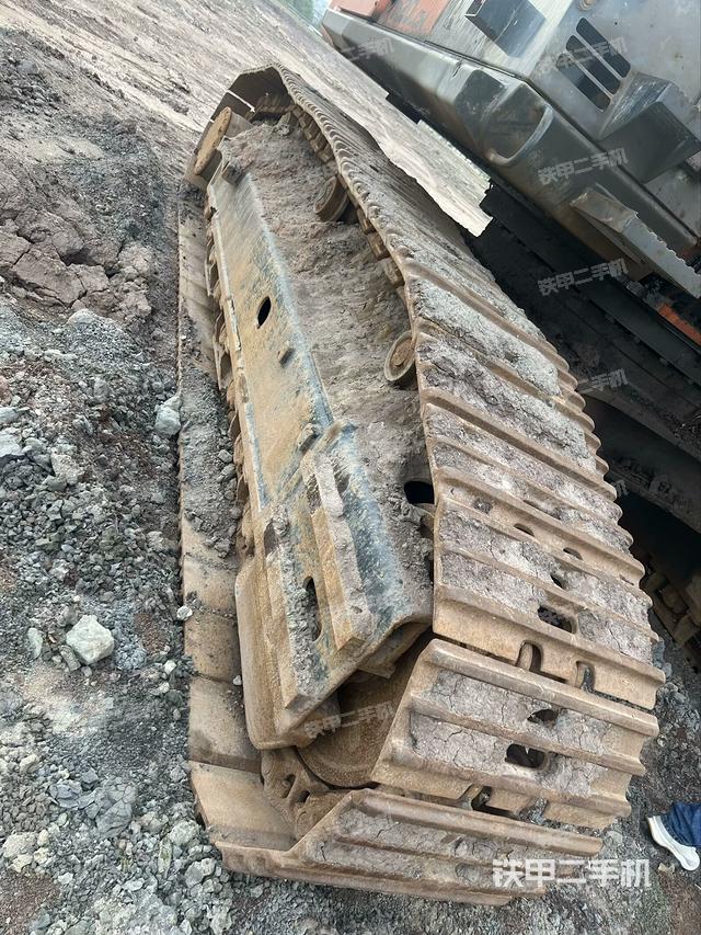 单侧履带整体（整机外观）