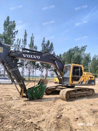洛阳沃尔沃EC210D挖掘机实拍图片