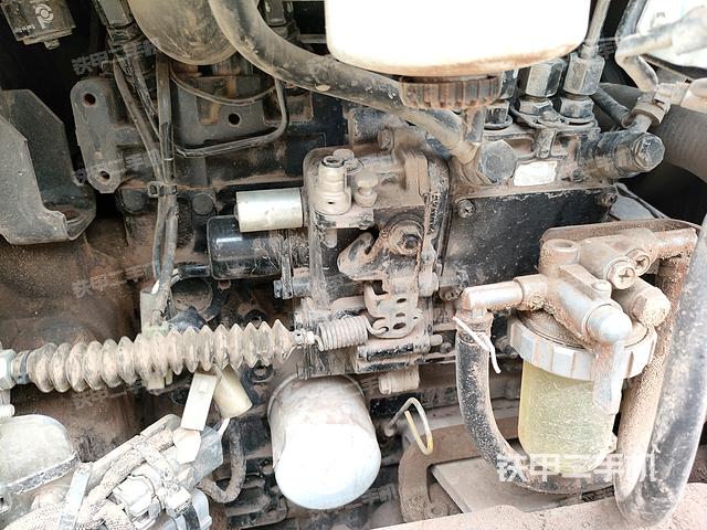 发动机整体俯视（整机外观）