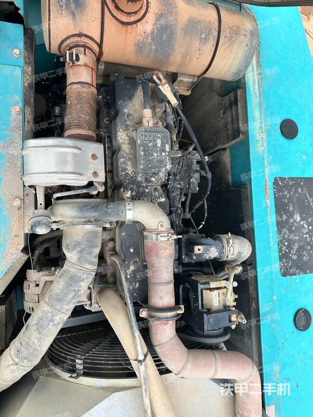 发动机整体俯视（整机外观）