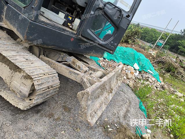 驾驶室整体（整机外观）