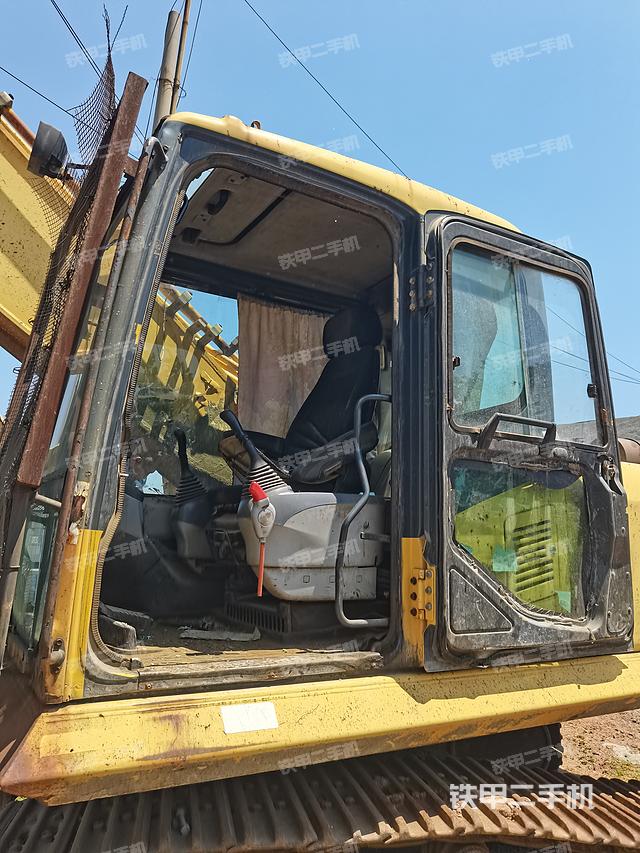 驾驶室整体（整机外观）