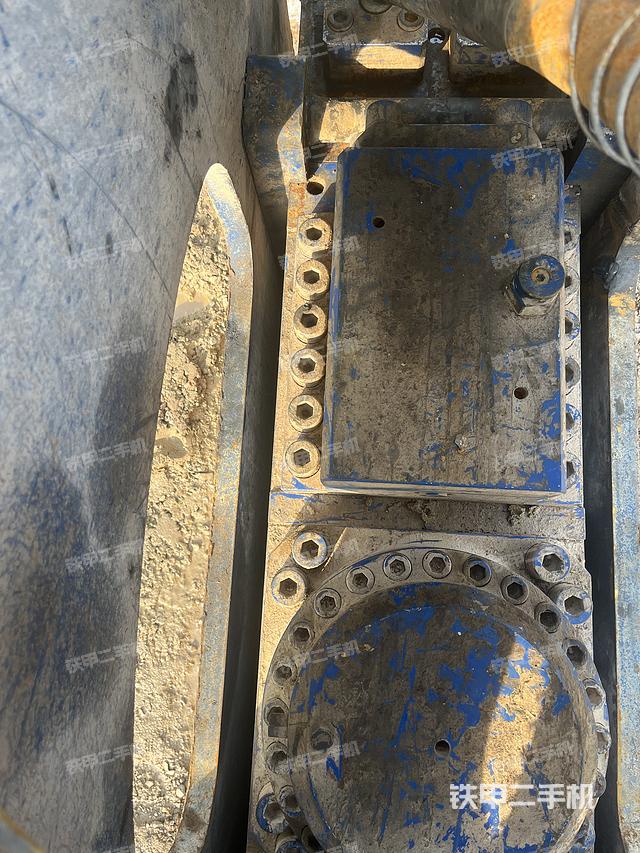 整机右侧（设备外观及核心部件）