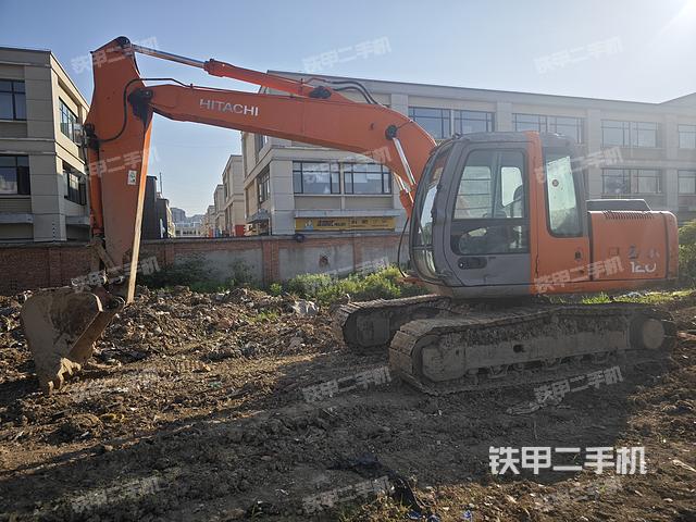 日立ZX120挖掘机