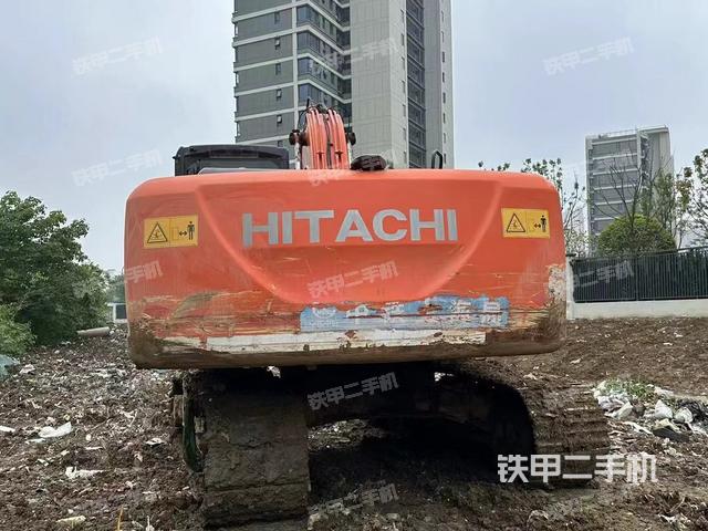 驾驶室整体（整机外观）