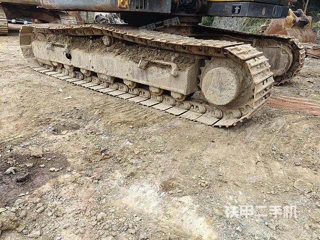 单侧履带整体（整机外观）