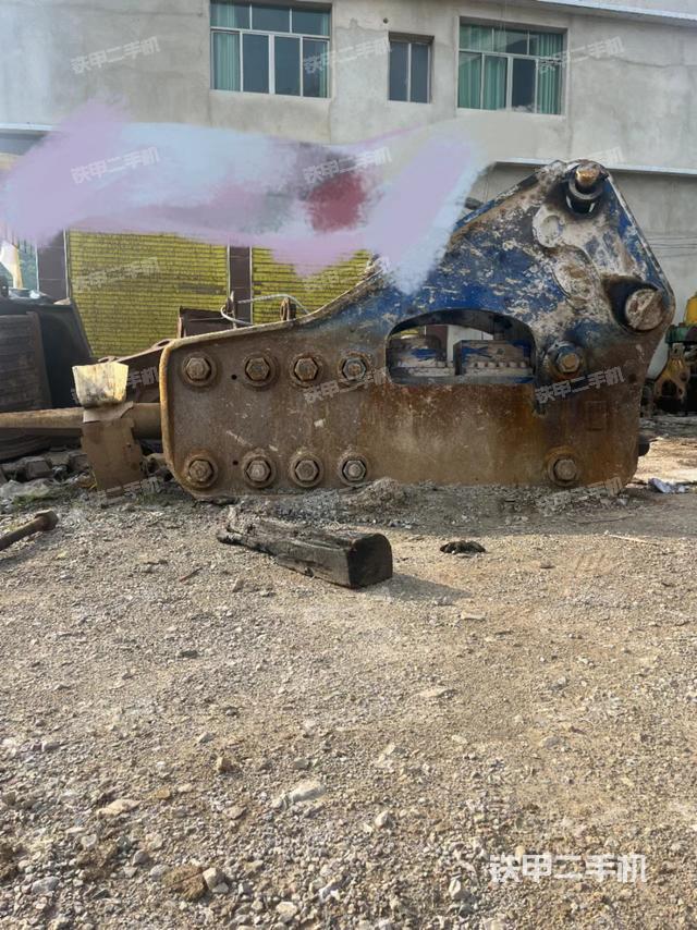 整机左侧（设备外观及核心部件）