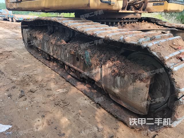 单侧履带整体（整机外观）