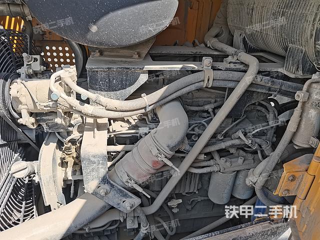 发动机左侧（整机外观及大件）