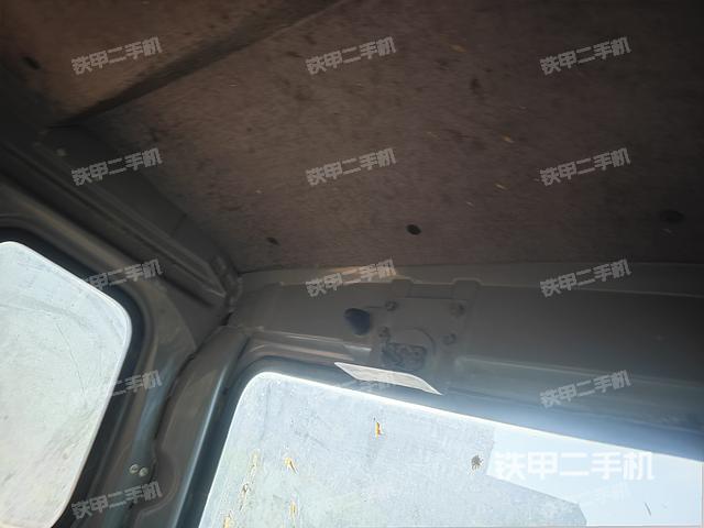 驾驶室整体（整机外观）