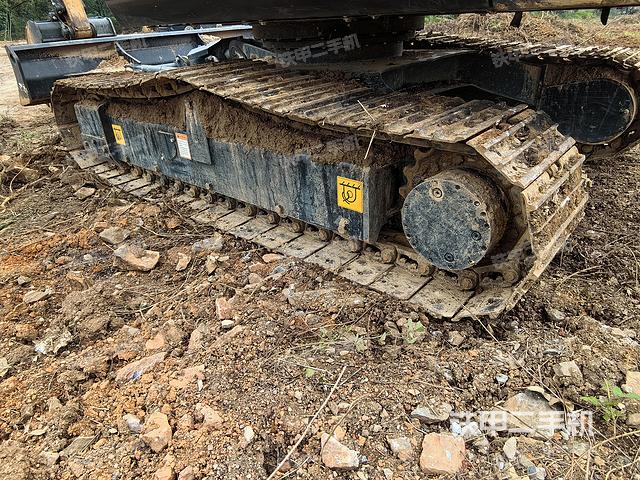 单侧履带整体（整机外观）