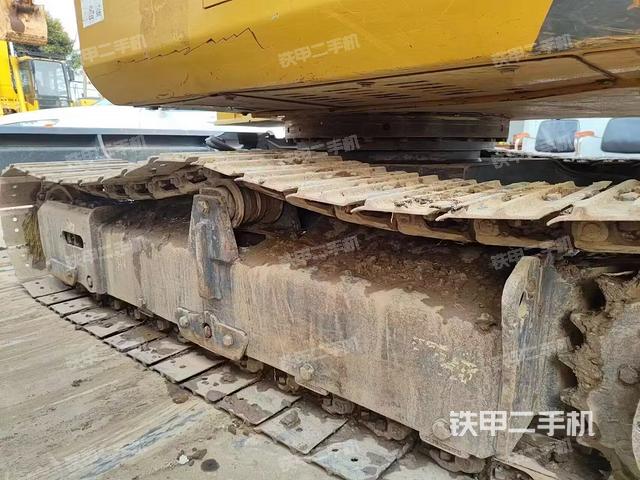 单侧履带整体（整机外观）