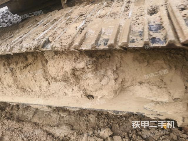 右侧行走马达盖板（行走机构）