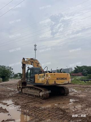 柳州现代R335LC-7挖掘机实拍图片