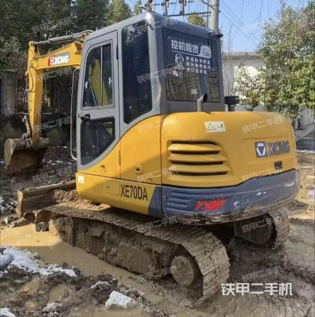 整机右后45°（整机外观）